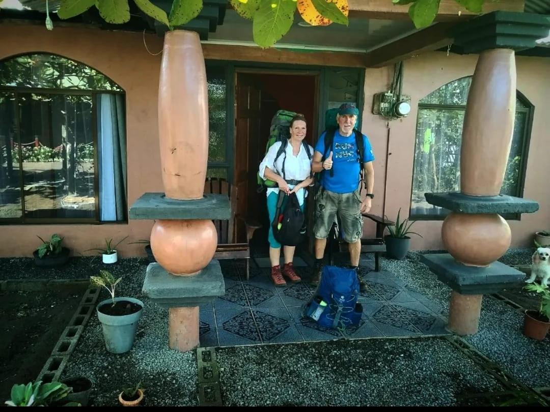 Micheck Beach House ตอร์ตูเกโร ภายนอก รูปภาพ