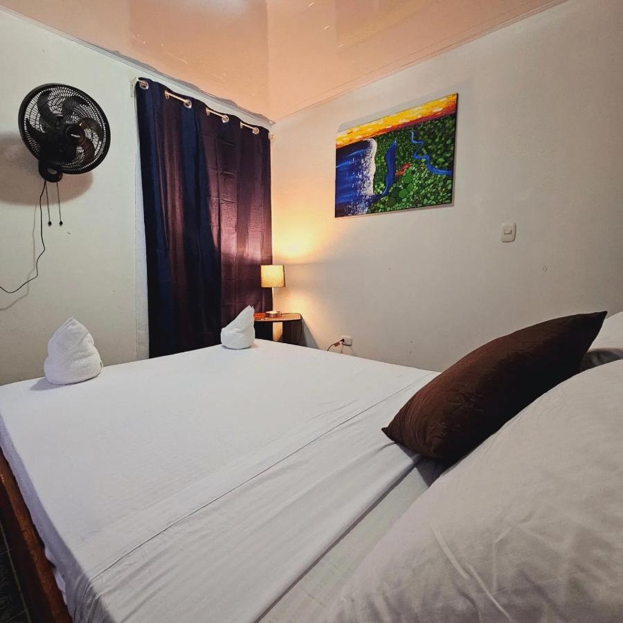 Micheck Beach House ตอร์ตูเกโร ภายนอก รูปภาพ